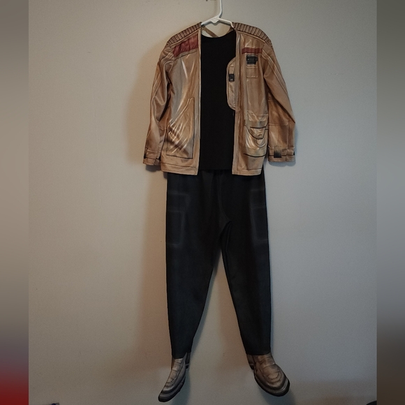 Star Wars Finn DLX Battler Costume small - Picture 2 of 12